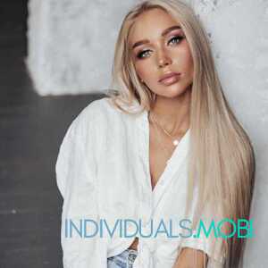 Шлюха Аврора 33072